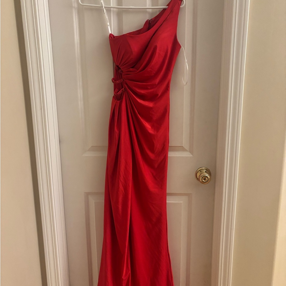 Elegant Red One-Shoulder Dress
